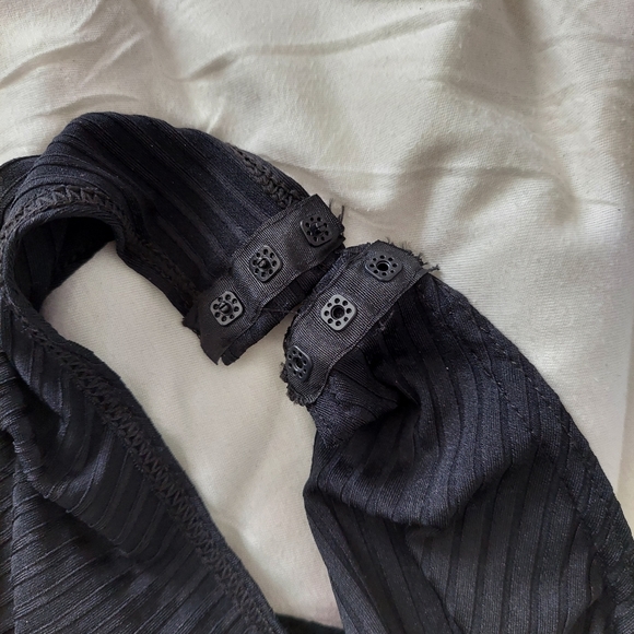 Boohoo Lace Up Rib Bodysuit - Picture 9 of 10